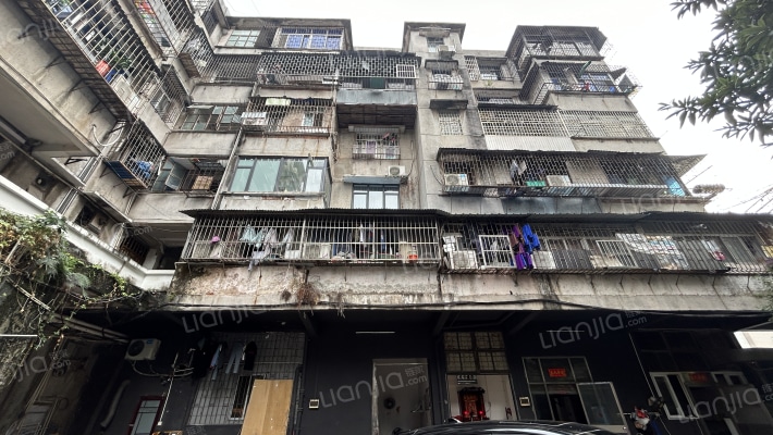 煤气宿舍外景图