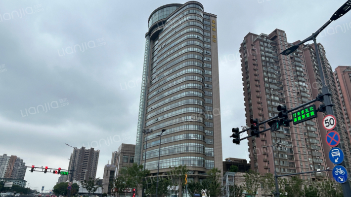 超华世纪广场外景图