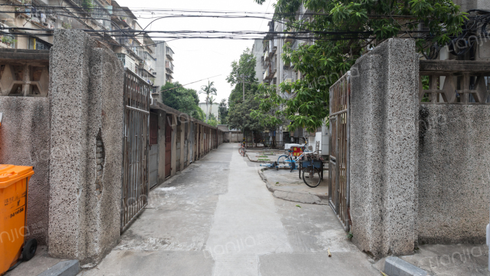 电控厂宿舍外景图