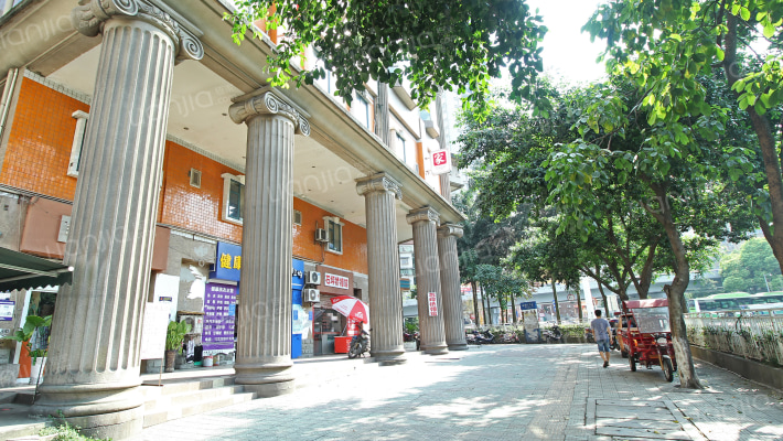 阳光心殿外景图