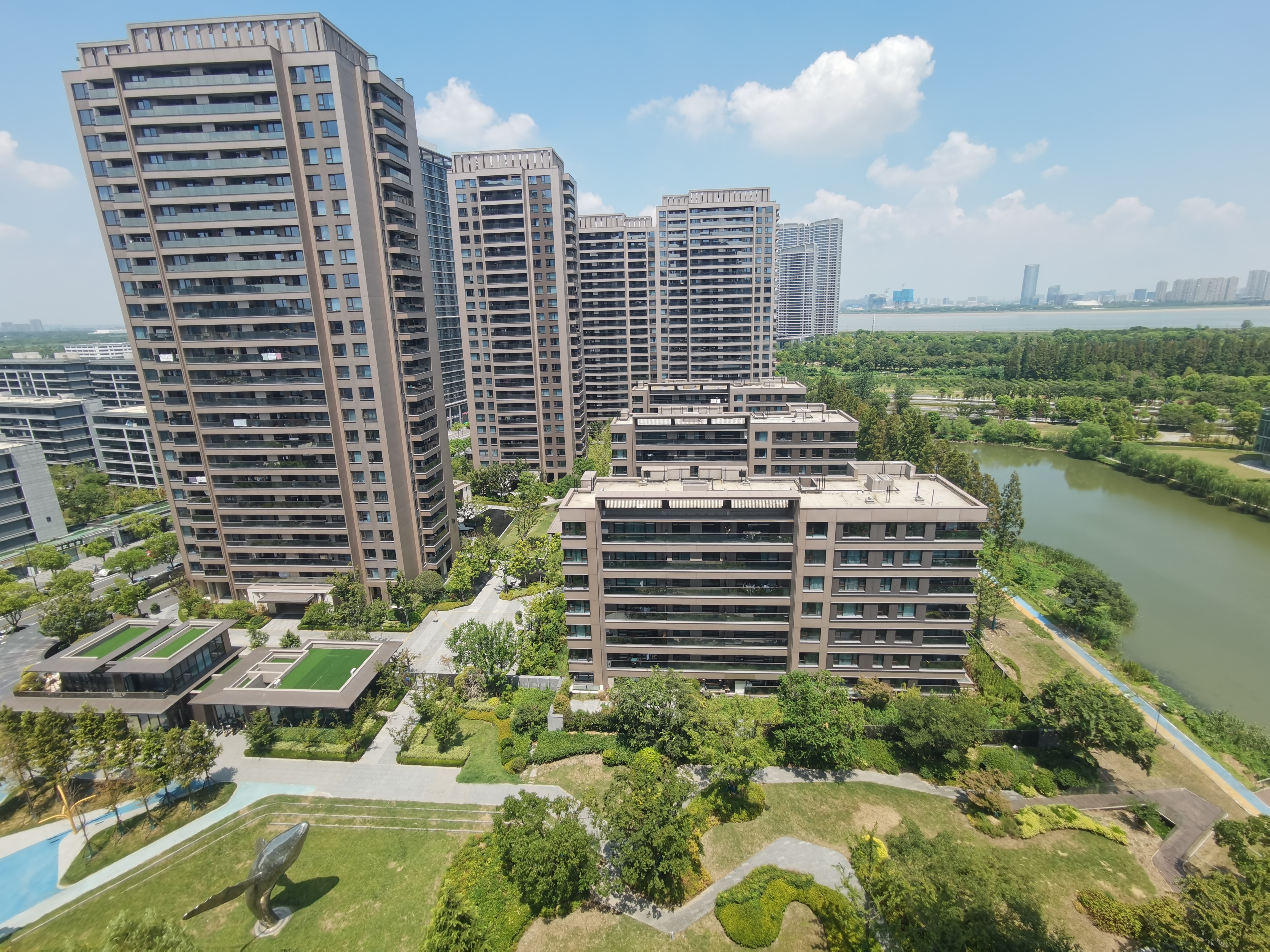 Hangzhou Bay North compound photo 3