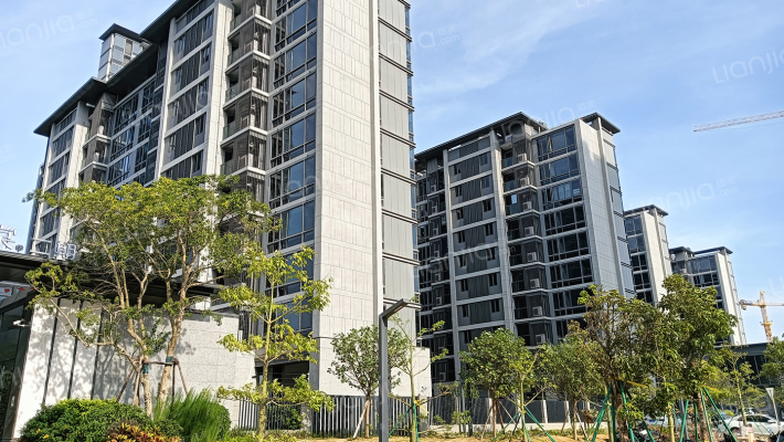 融创云水观棠二期外景图