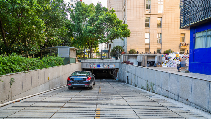 中通大厦外景图