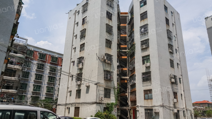 康泰花园外景图