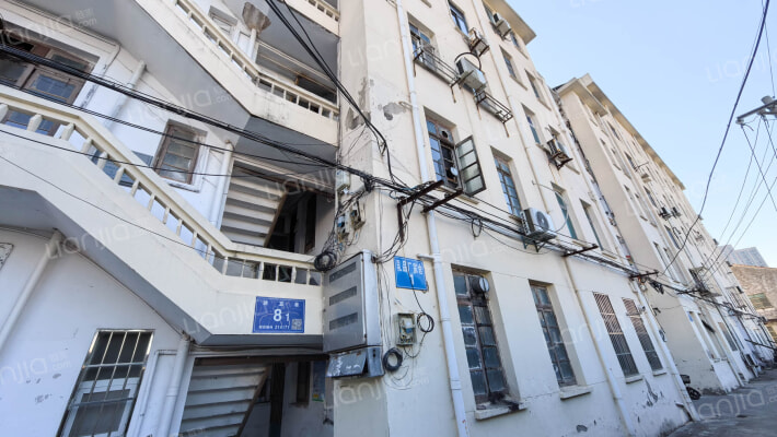 乳品厂家舍外景图