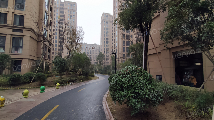 良景学府外景图