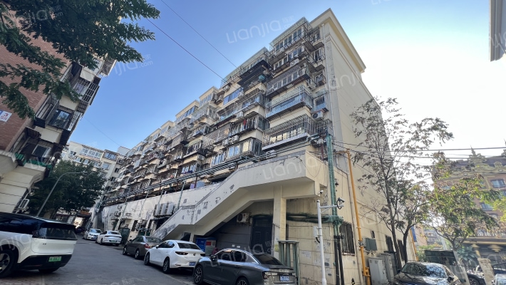 孚泰公寓外景图