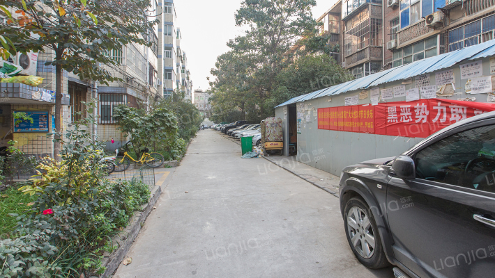 二里岗街19号院外景图