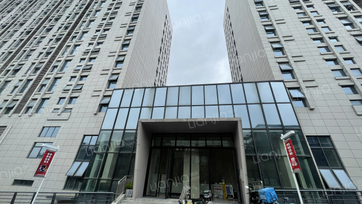 新悦荟广场外景图