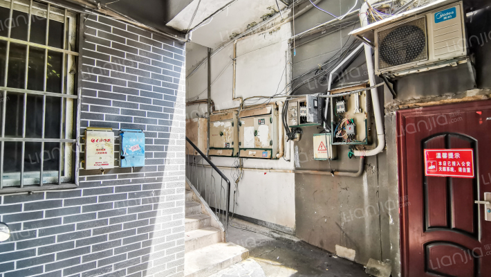 书院路593-1号外景图