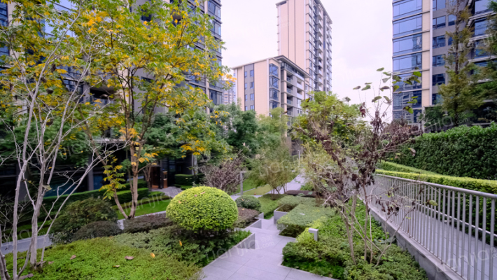 昱湖壹号萃峯外景图