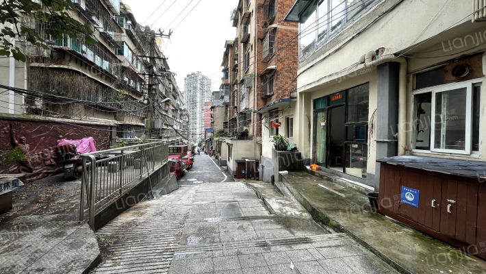 花溪大道北段103号外景图