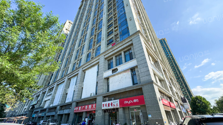 恒大晶彩中心外景图