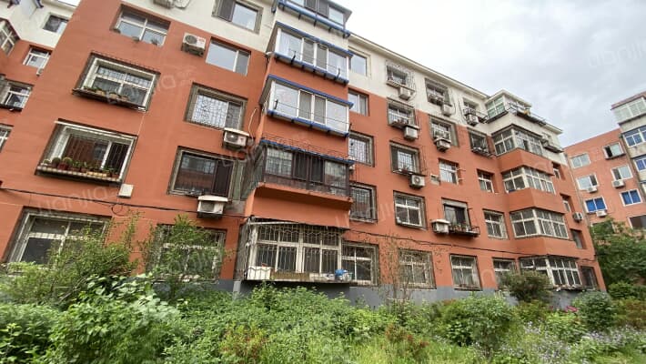 涌泉铁路小区外景图