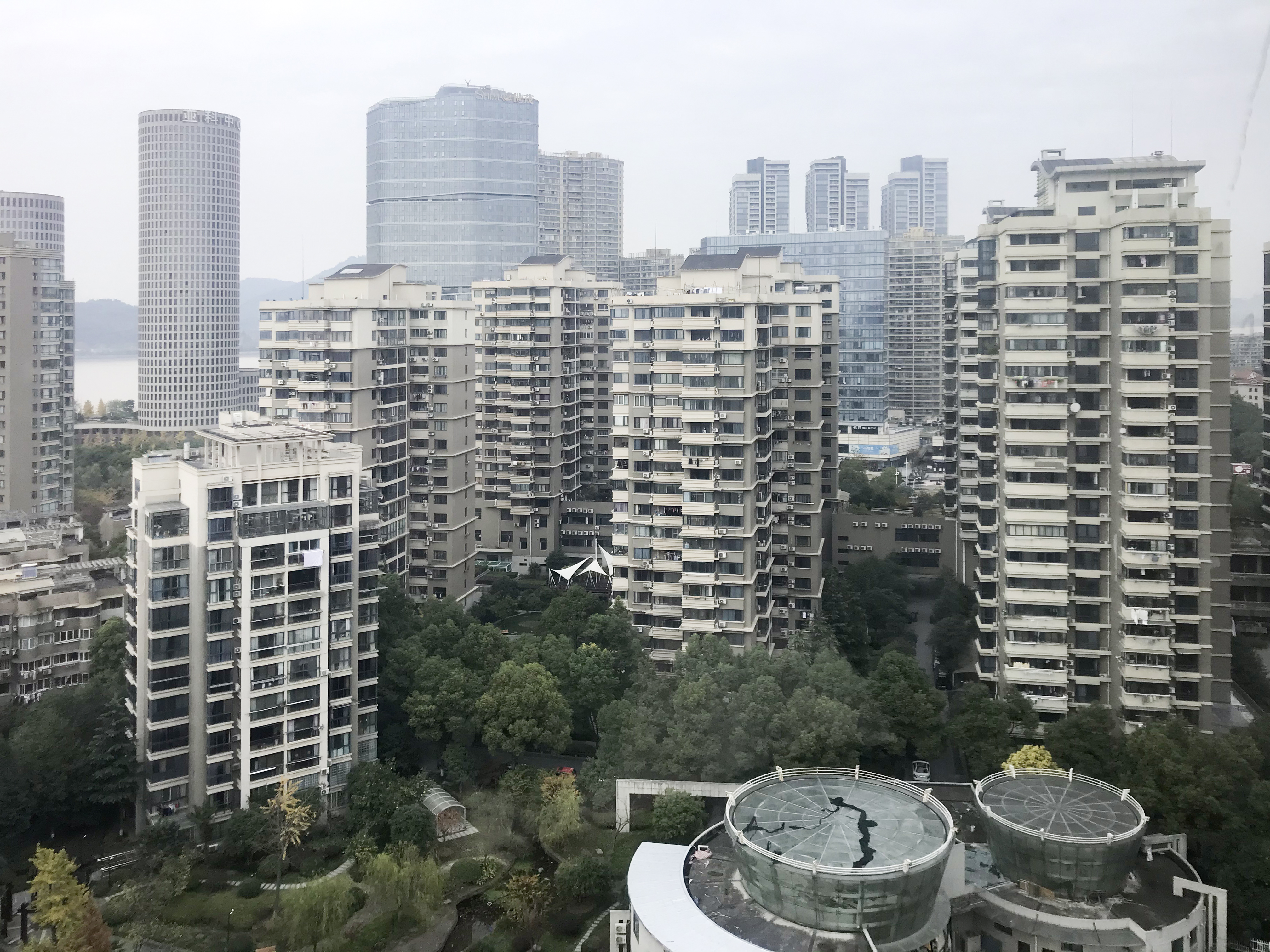 Linjiang Garden compound photo 2