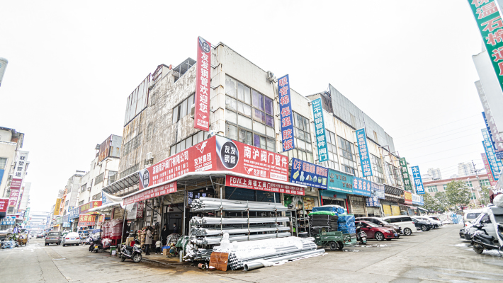 雨花机电市场外景图