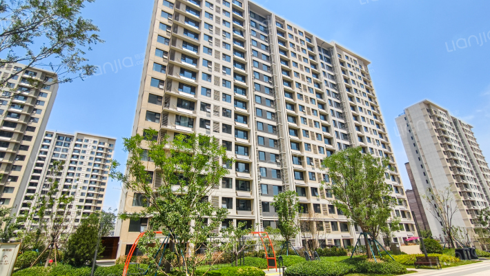 雪山万科城A9区聆风园外景图