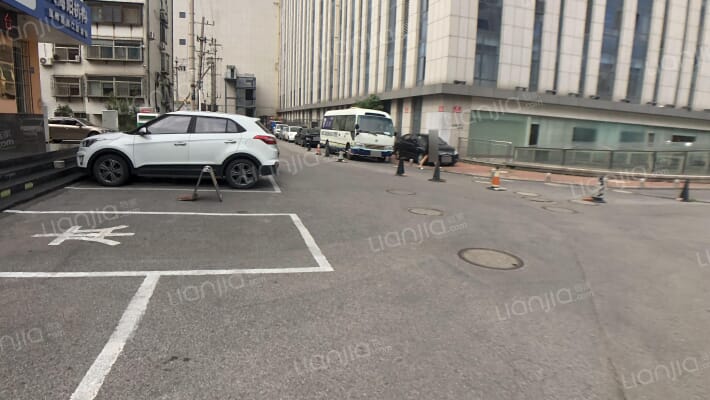 银都新城市广场外景图