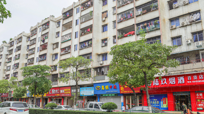 德成花园外景图