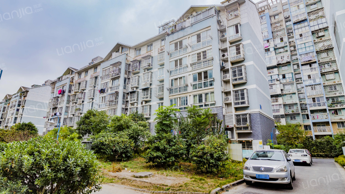 新城花园B区外景图