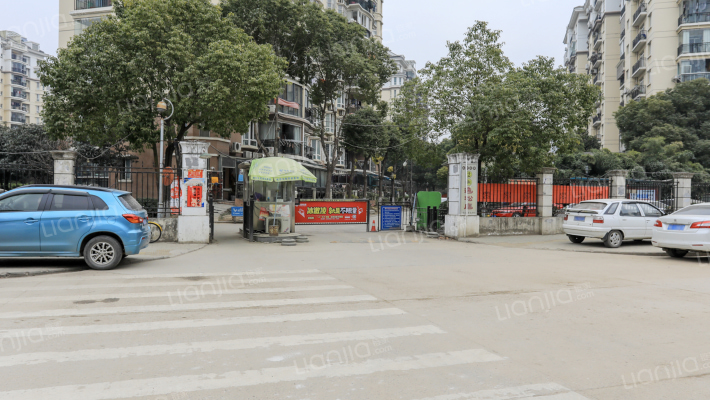 汉口花园逸松庭外景图