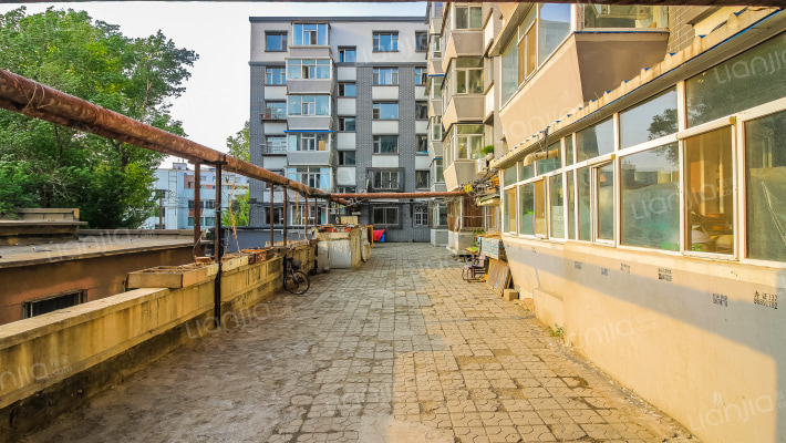 龙祥苑小区外景图