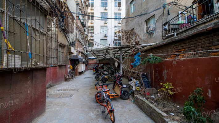 东三街16号院外景图