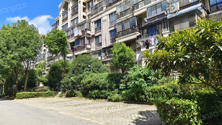 欧风华庭外景图