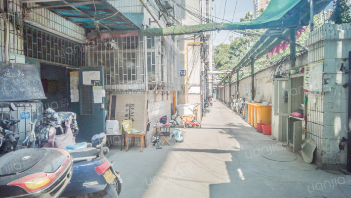 郑大三附院家属院外景图