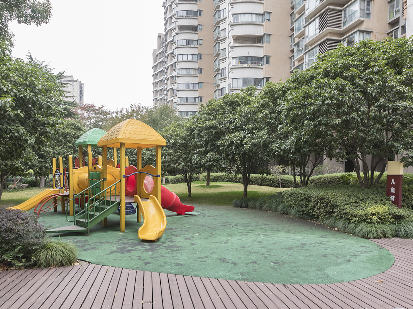 逸天广场小区实景 18