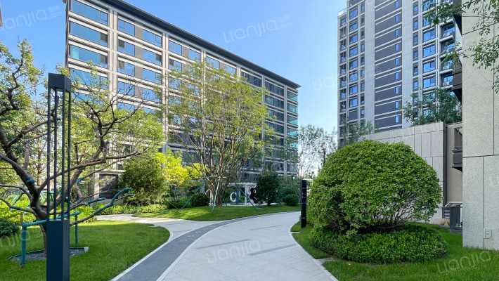 京能龙湖熙上外景图