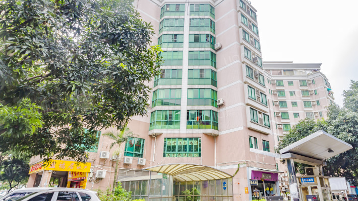 鸿景大厦外景图