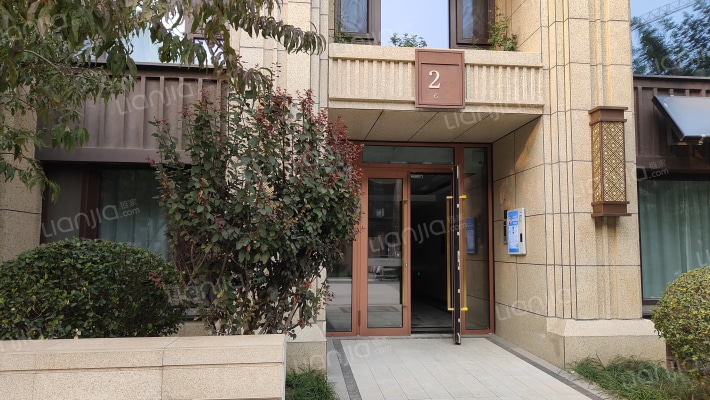 荣盛御府外景图