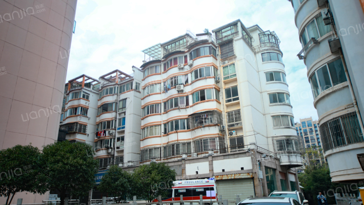 翠岩路81号外景图