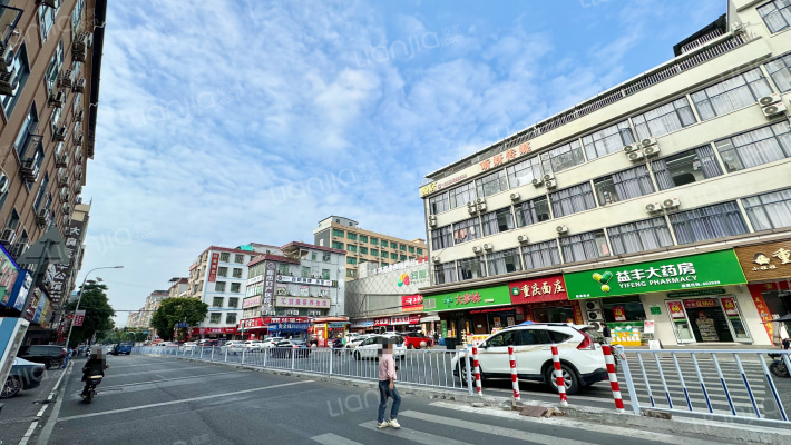 雄狮东路外景图