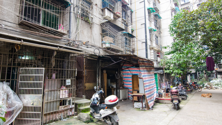 富湘公寓外景图