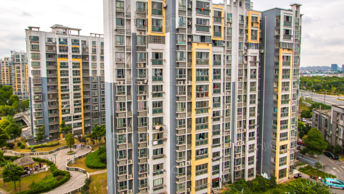 大宅风范城外景图