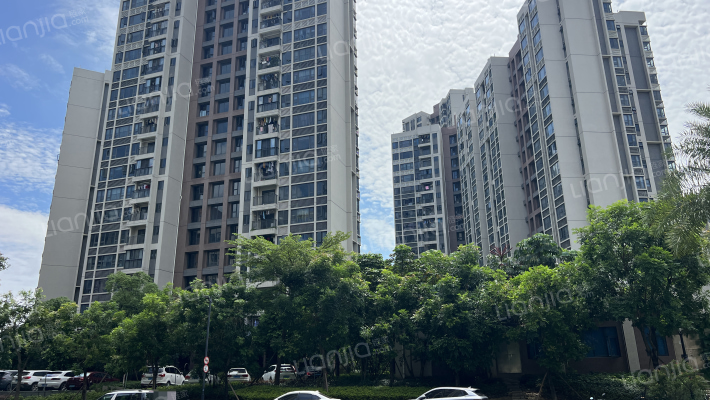 世荣碧水岸外景图