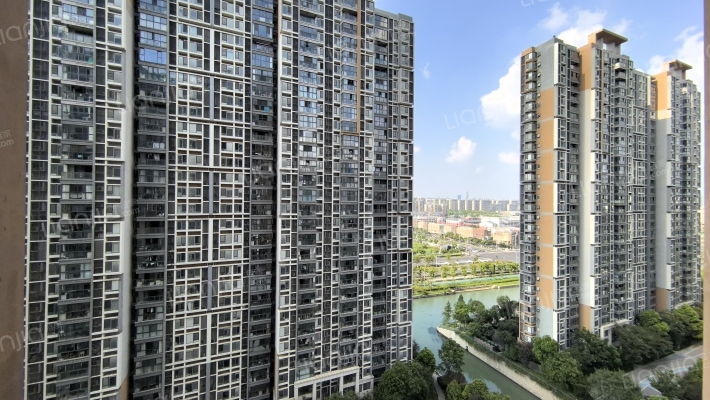 水漾花城花苑六期外景图