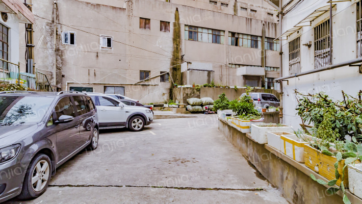 河海大厦外景图