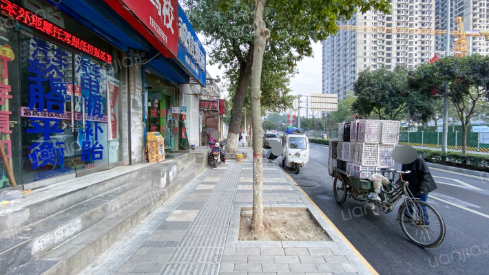 利君集团红光路家属院外景图