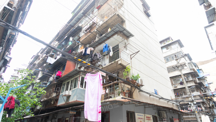 宝丰三村外景图