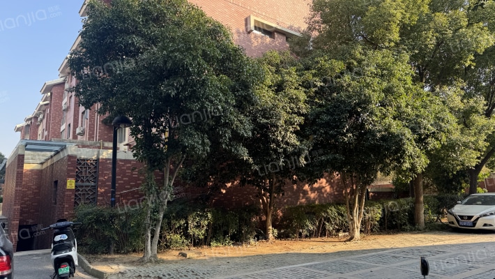 晨曦印象花园外景图