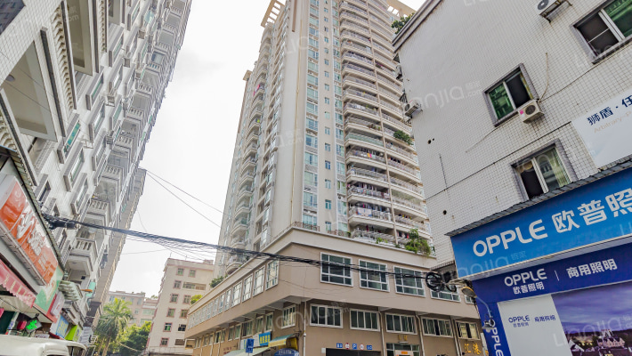 汇港豪苑外景图