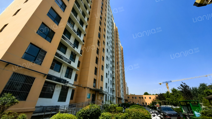 水晶东座外景图