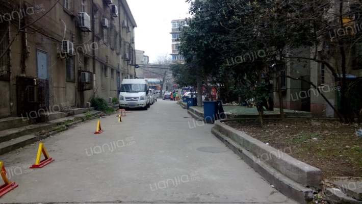 二七新三村外景图