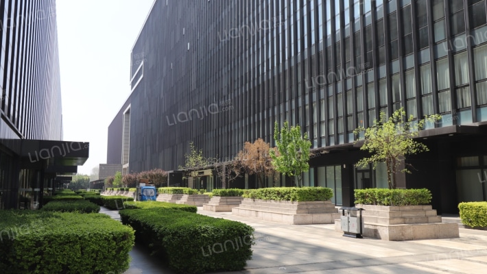 金融中心外景图