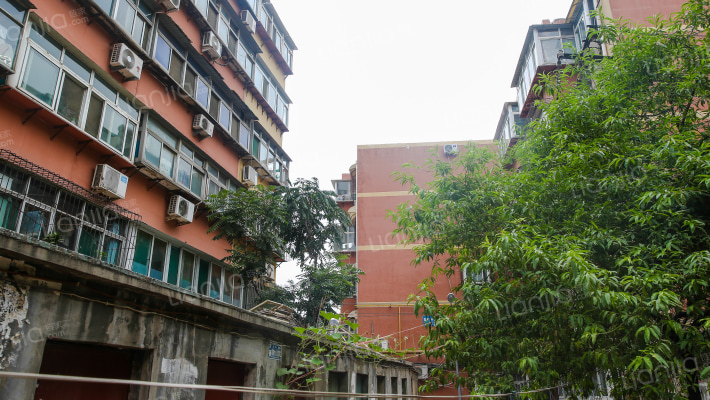 营市西街外景图