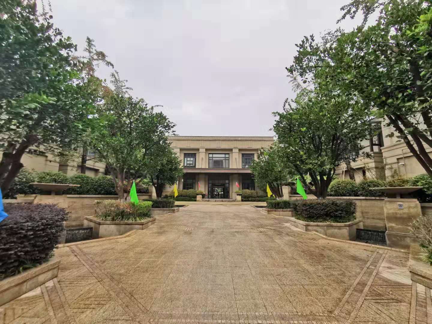 Zhijiang Jiuli compound photo 2