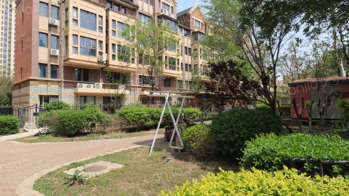 天津华侨城聆水苑外景图